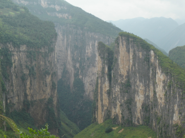 Sky Crevice and Earth Canyon Scenic Zone5