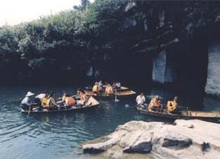 Huashan Mysterious Grottos3